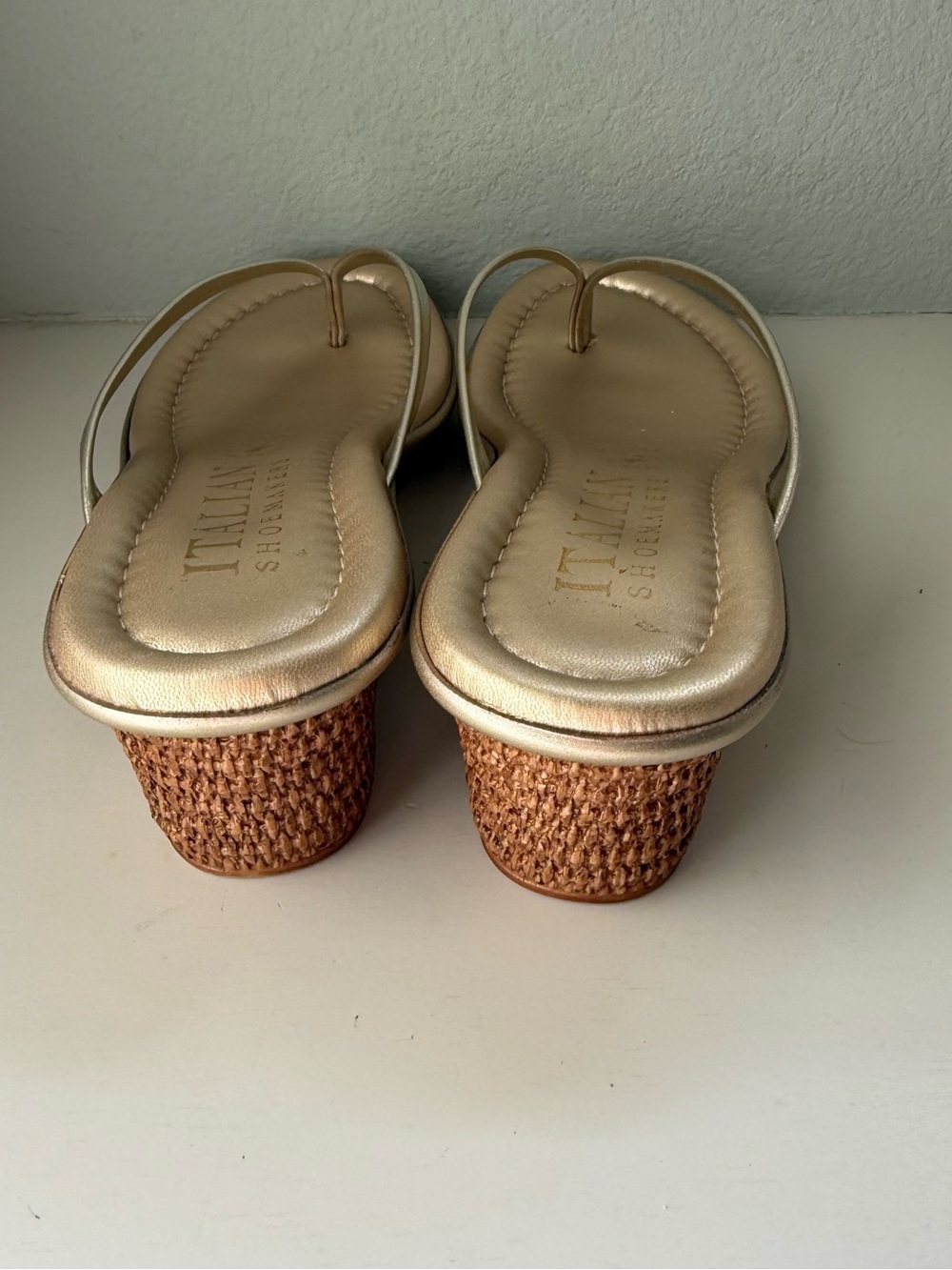 Leather Thong Gold Wedge Sandals - Picture 5 of 8